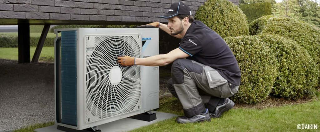 Daikin - Pour passer un été agréable, pensez à temps à la climatisation !